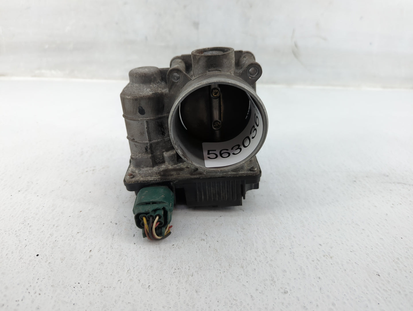 2002-2006 Nissan Altima Throttle Body P/N:RME60-116 Fits Fits 2002 2003 2004 2005 2006 OEM Used Auto Parts - Oemusedautopart