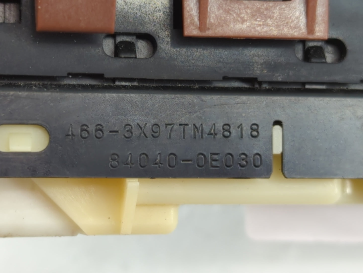 2002-2006 Nissan Altima Master Power Window Switch Replacement Driver Side Left P/N:466-3X97TM4818 84040-0E030 Fits OEM Used