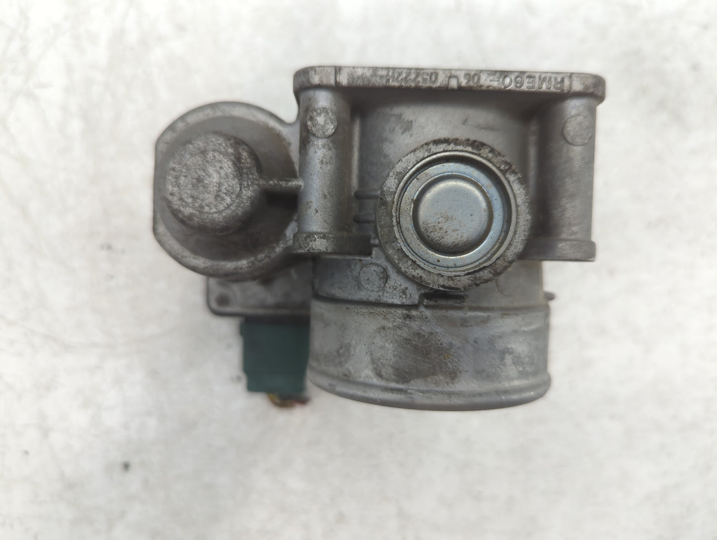 2002-2006 Nissan Altima Throttle Body P/N:RME60-06 Fits Fits 2002 2003 2004 2005 2006 OEM Used Auto Parts - Oemusedautoparts