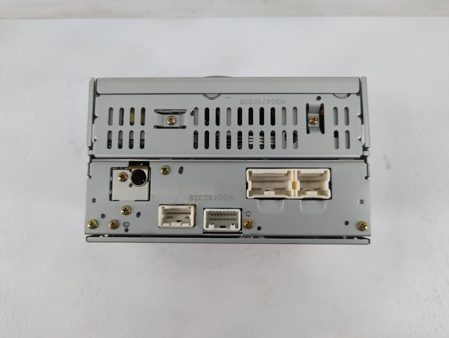 2005-2006 Nissan Altima Am Fm Cd Player Radio Receiver - Oemusedautoparts1.com