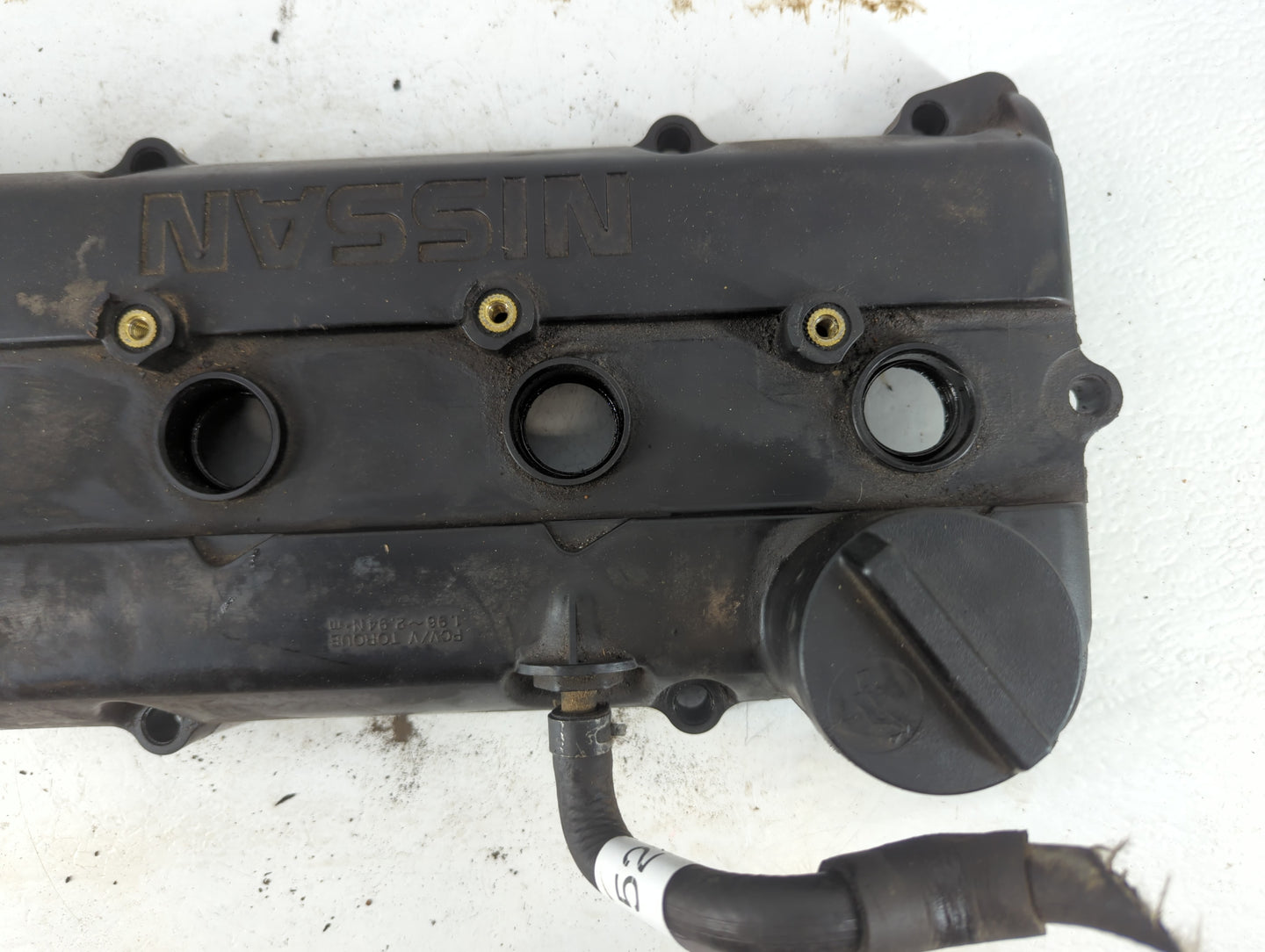 2006 Nissan Altima Passenger Right Cylinder Head Valve Cover Fits OEM Used Auto Parts - Oemusedautoparts1.com
