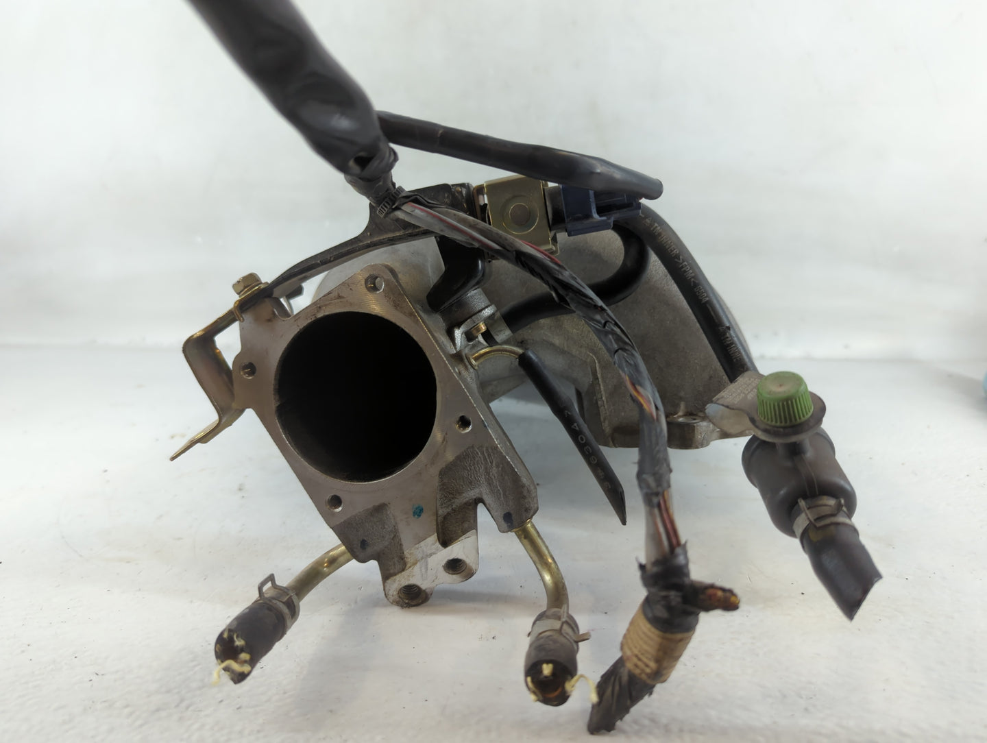 2005-2006 Nissan Altima Turbocharger Exhaust Manifold With Turbo Charger - Oemusedautoparts1.com