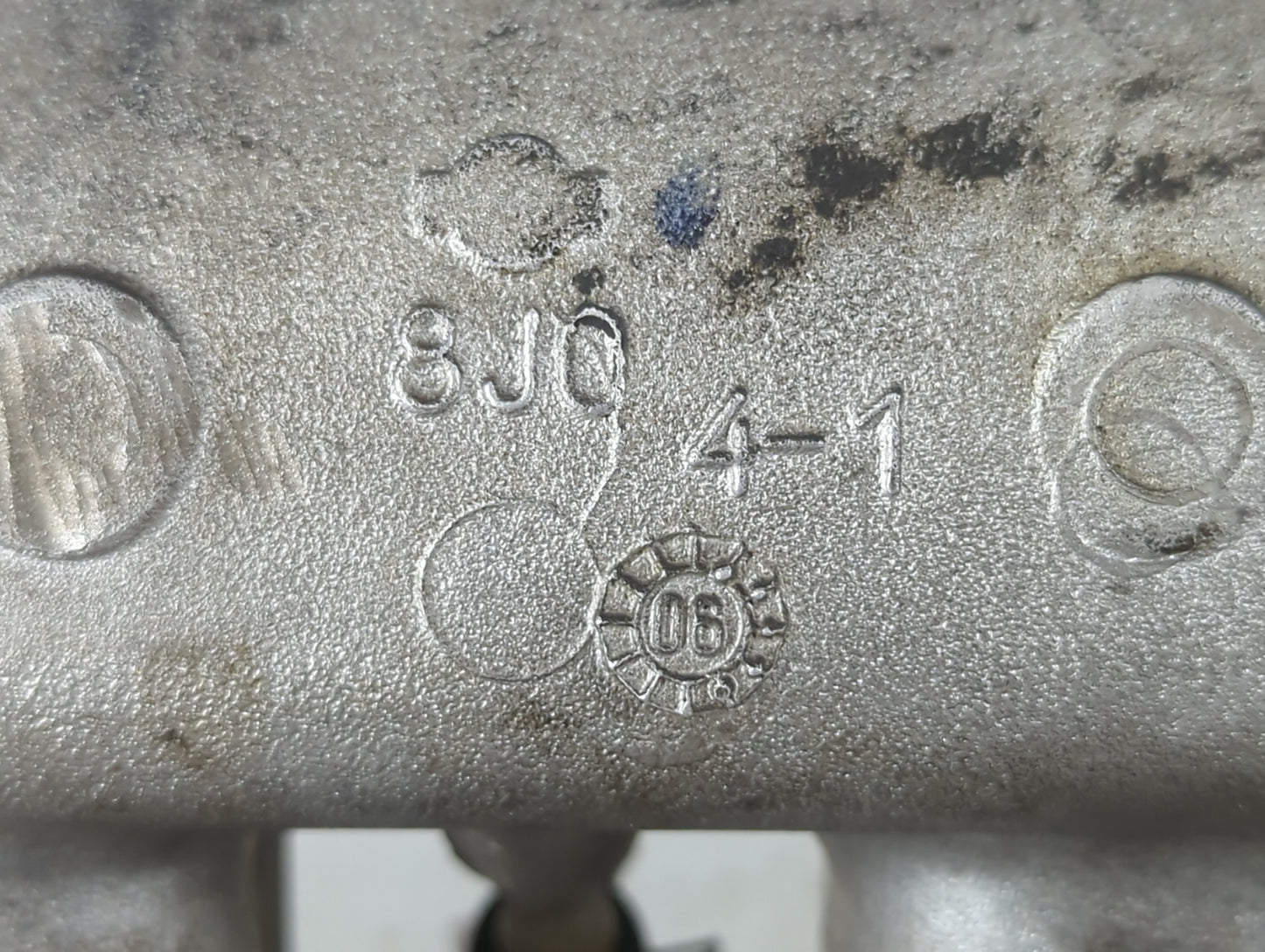 2005-2006 Nissan Altima Turbocharger Exhaust Manifold With Turbo Charger - Oemusedautoparts1.com