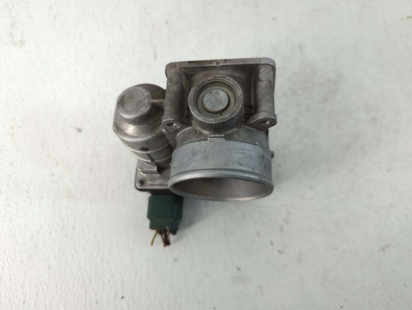 2002-2006 Nissan Altima Throttle Body P/N:RME60-06 063014 Fits Fits 2002 2003 2004 2005 2006 OEM Used Auto Parts - Oemusedau