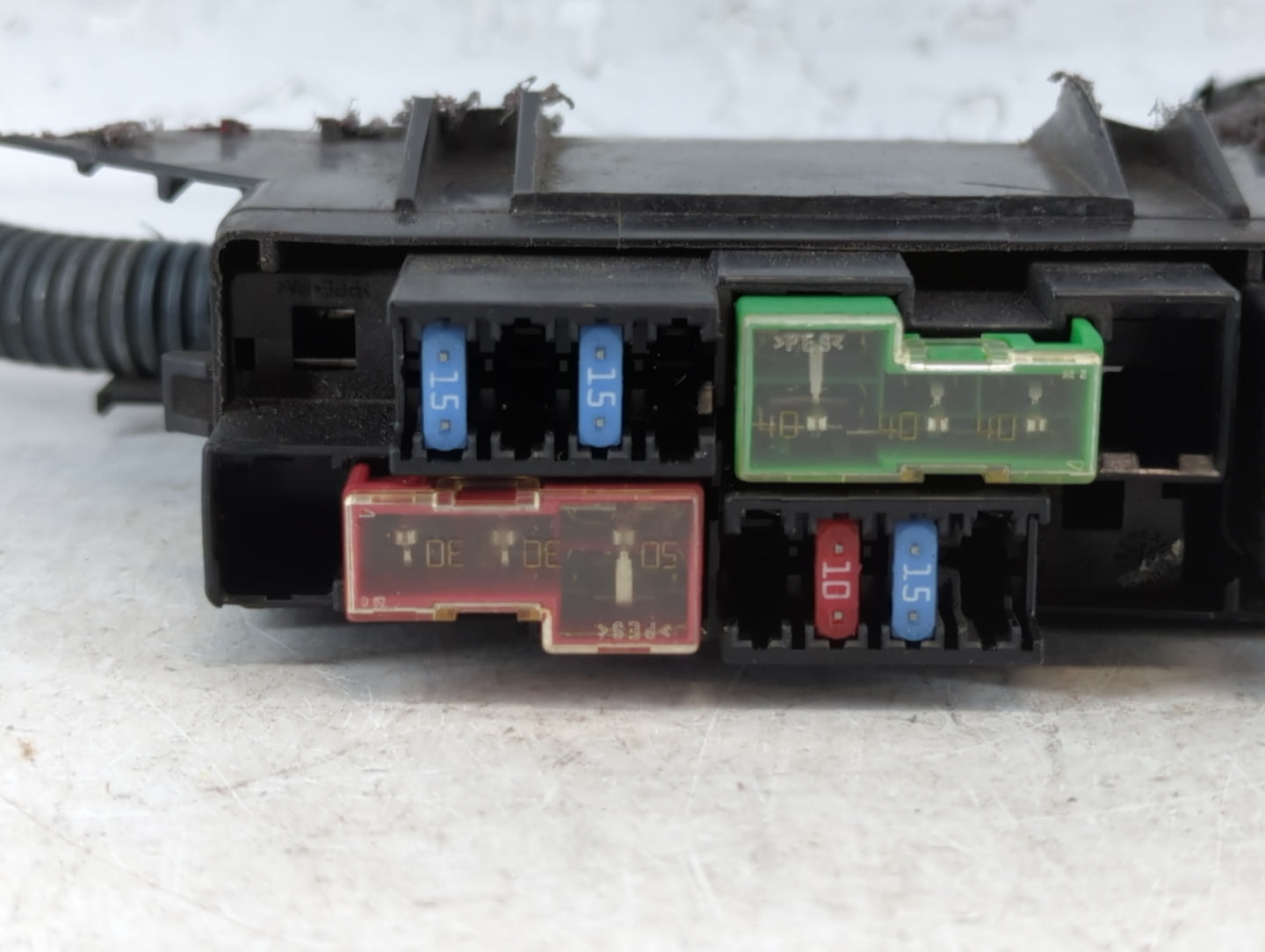 2002-2006 Nissan Altima Fusebox Fuse Box Panel Relay Module P/N:7154-7008 24382 8J011 Fits Fits 2002 2003 2004 2005 2006 OEM