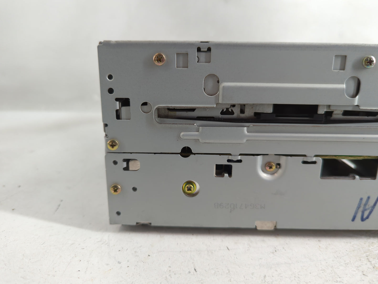 2006 Nissan Armada Radio AM FM Cd Player Receiver Replacement P/N:28185 ZC30 A Fits OEM Used Auto Parts - Oemusedautoparts1.