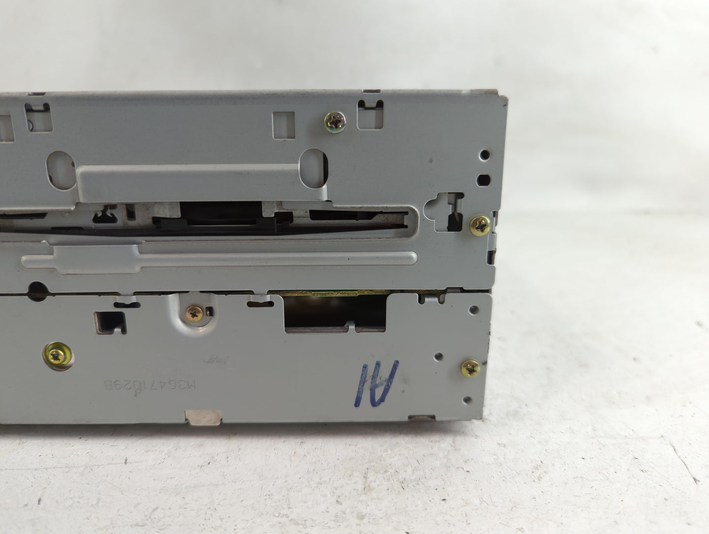 2006 Nissan Armada Radio AM FM Cd Player Receiver Replacement P/N:28185 ZC30 A Fits OEM Used Auto Parts - Oemusedautoparts1.