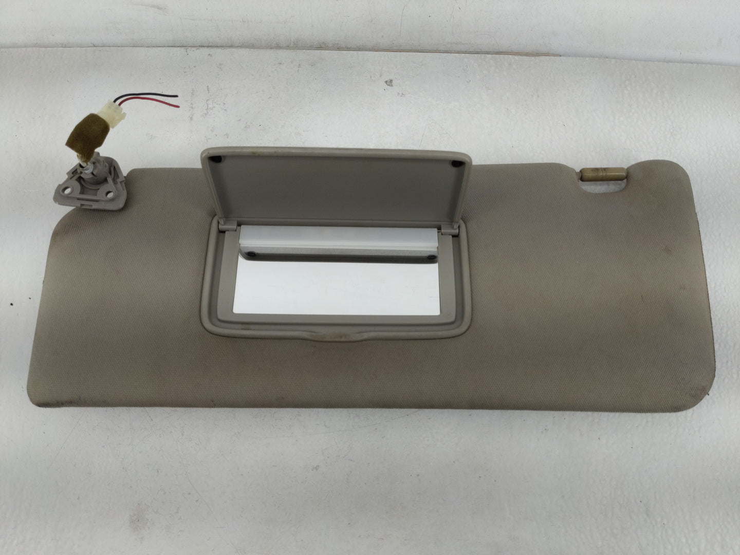 2005-2015 Nissan Armada Sun Visor Shade Replacement Driver Left Mirror Fits OEM Used Auto Parts - Oemusedautoparts1.com