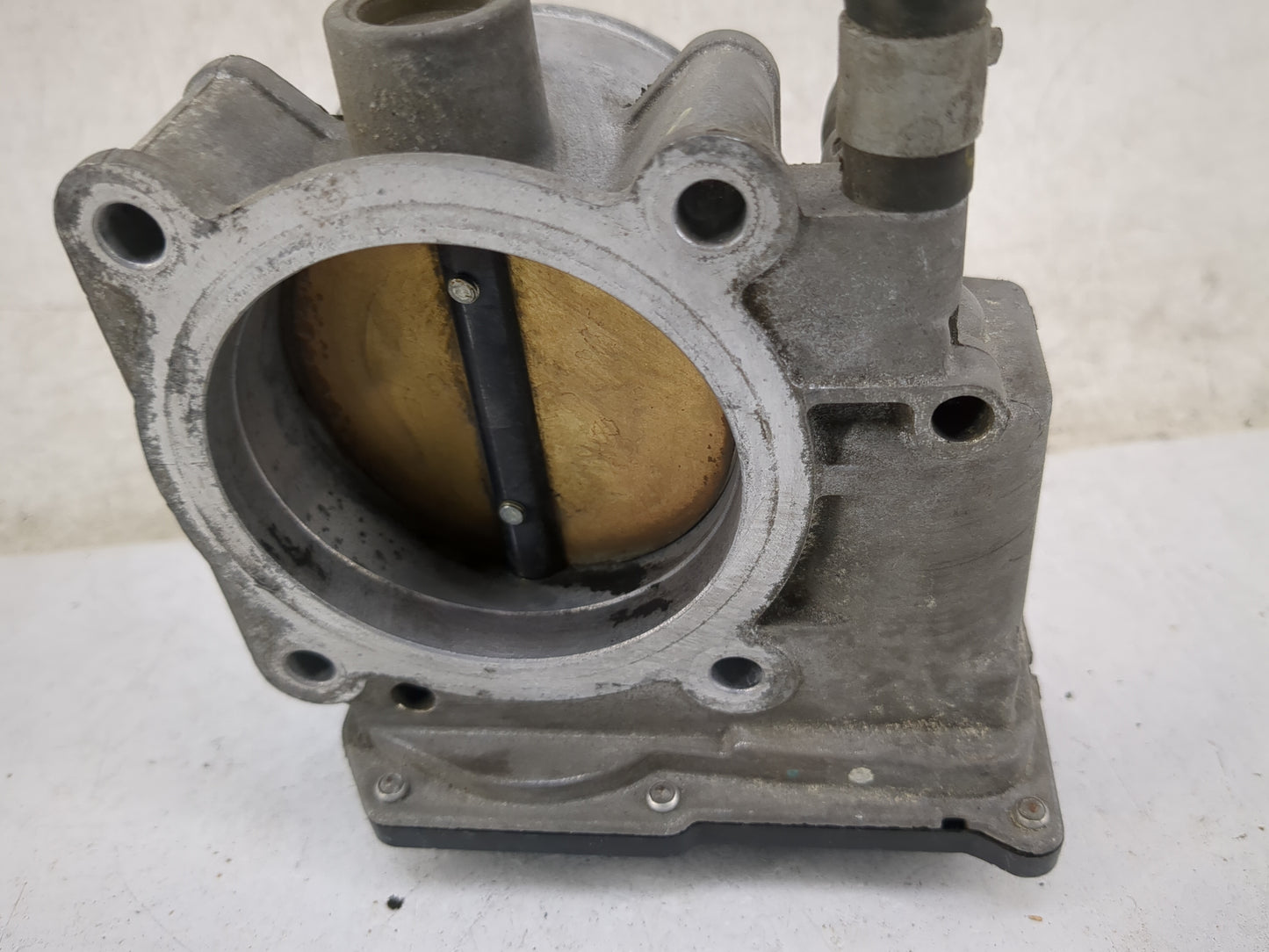 2005-2012 Nissan Armada Throttle Body P/N:16119 Fits Fits 2004 2005 2006 2007 2008 2009 2010 2011 2012 2013 2014 OEM Used Au