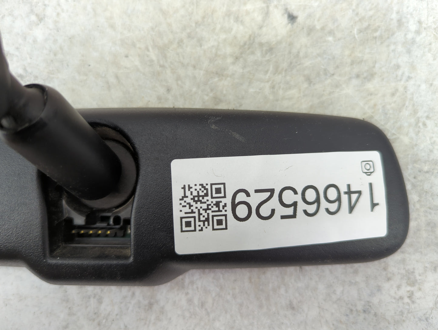 2006 Nissan Armada Interior Rear View Mirror Replacement OEM P/N:E11015892 Fits OEM Used Auto Parts - Oemusedautoparts1.com