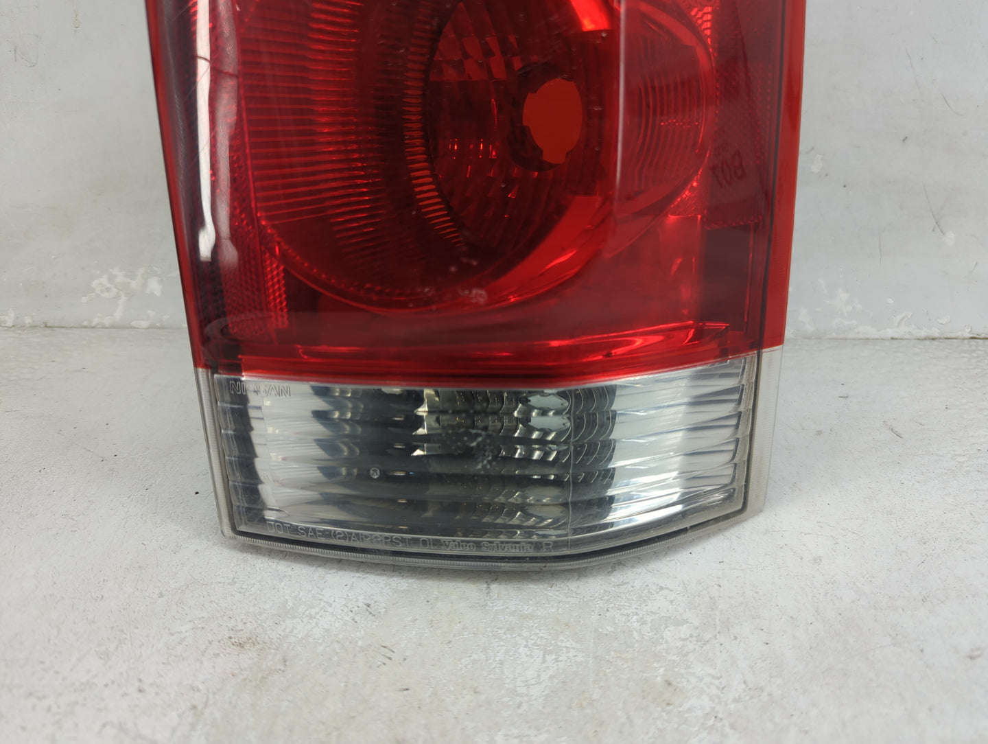 2005-2015 Nissan Armada Tail Light Assembly Passenger Right OEM P/N:3157K Fits OEM Used Auto Parts - Oemusedautoparts1.com