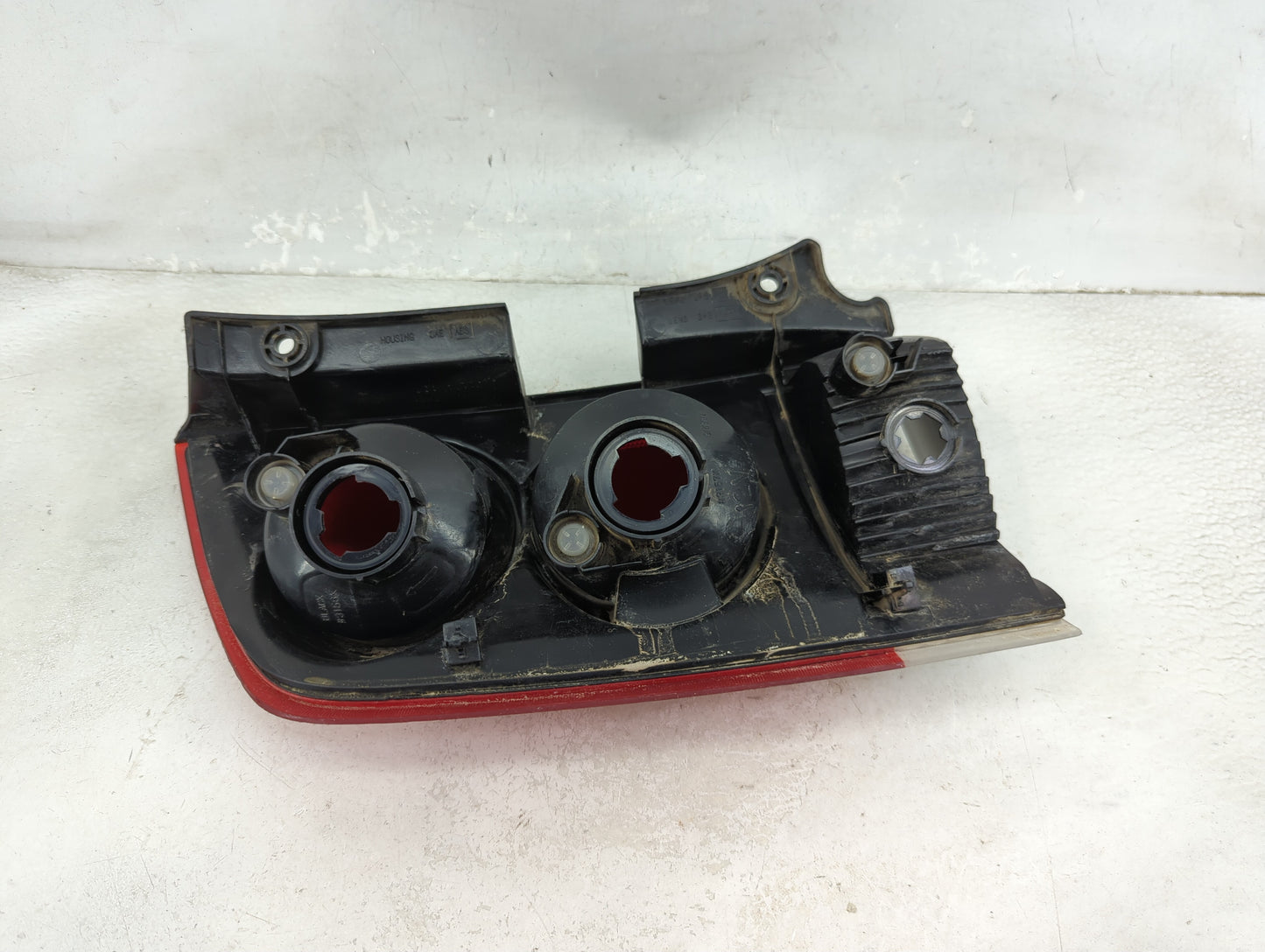 2005-2015 Nissan Armada Tail Light Assembly Passenger Right OEM P/N:3157K Fits OEM Used Auto Parts - Oemusedautoparts1.com
