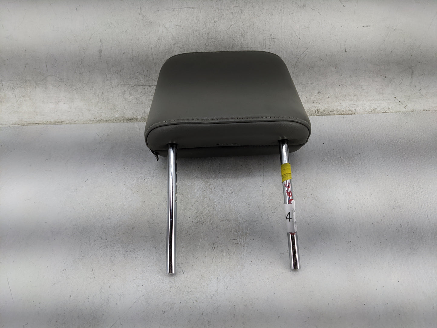 2005-2007 Nissan Armada Headrest Head Rest Front Driver Seat Black 1467041 - Oemusedautoparts1.com