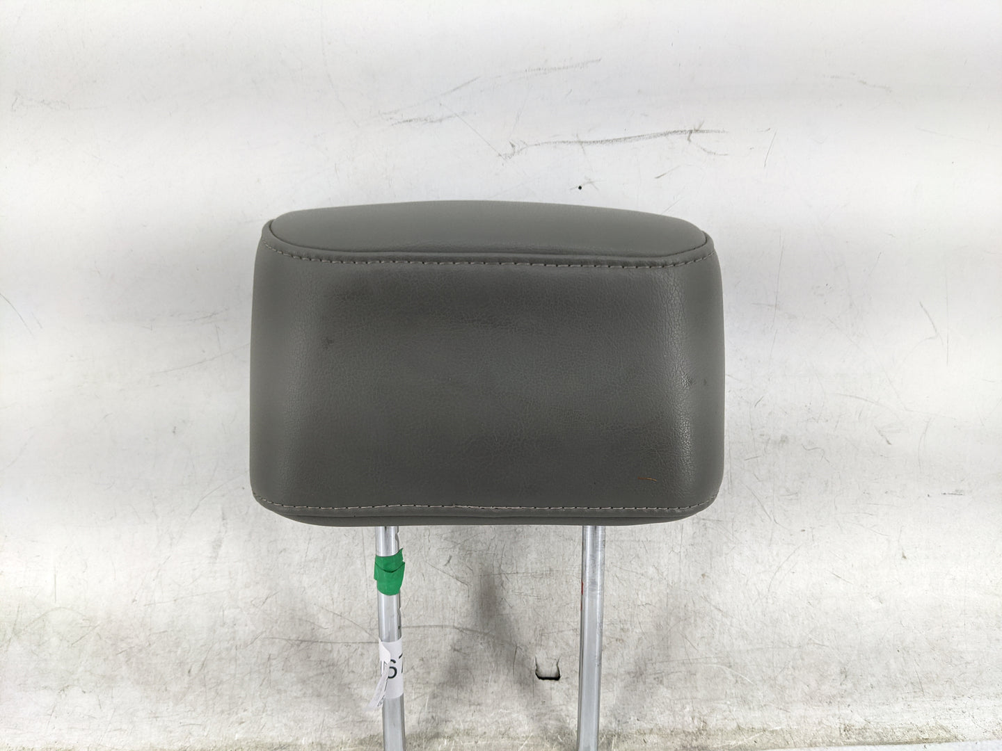 2005-2007 Nissan Armada Headrest Head Rest Front Driver Passenger Seat Fits Fits 2005 2006 2007 OEM Used Auto Parts - Oemuse