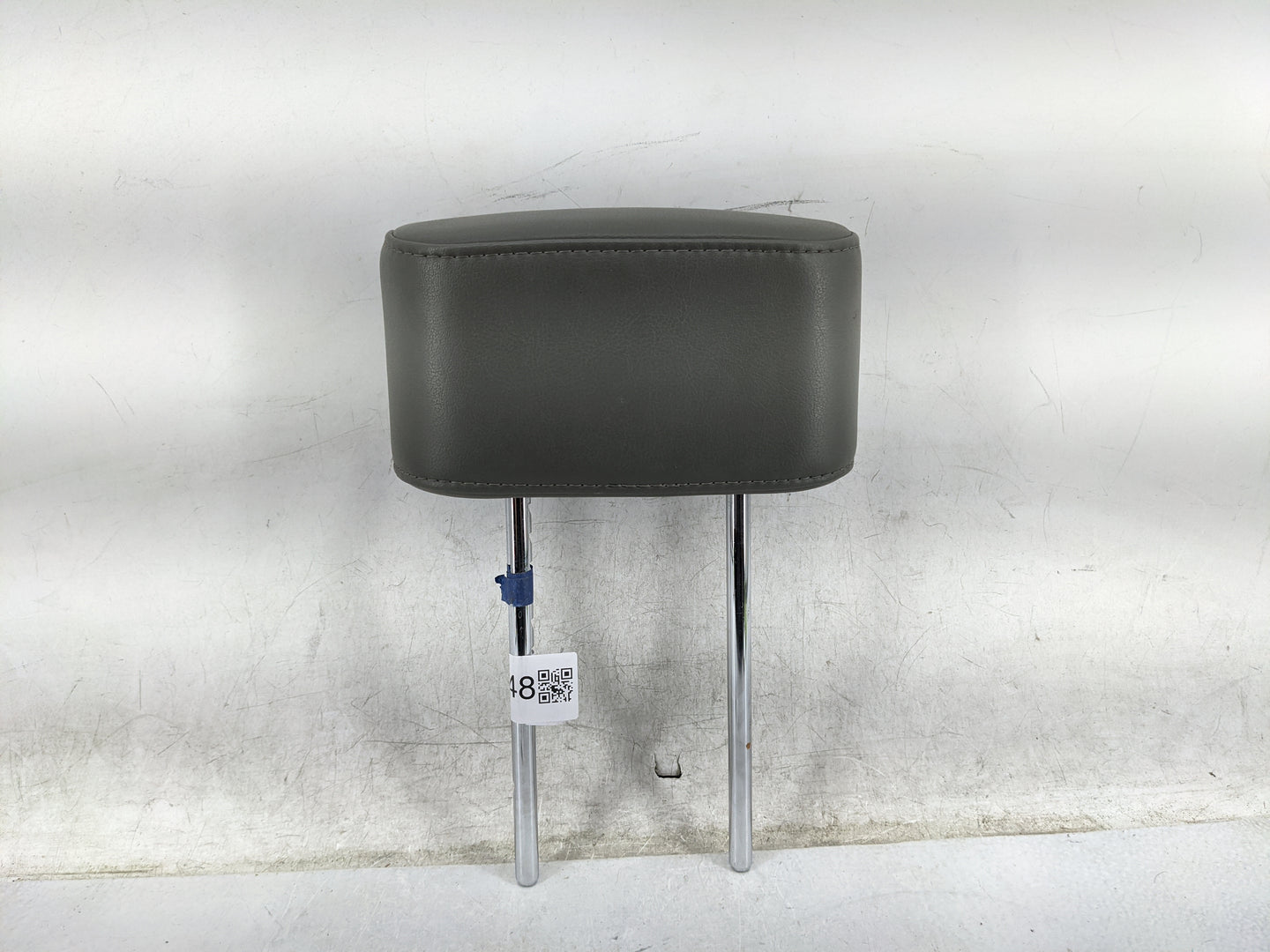 2006-2007 Nissan Armada Headrest Head Rest Front Driver Passenger Seat Fits Fits 2006 2007 OEM Used Auto Parts - Oemusedauto