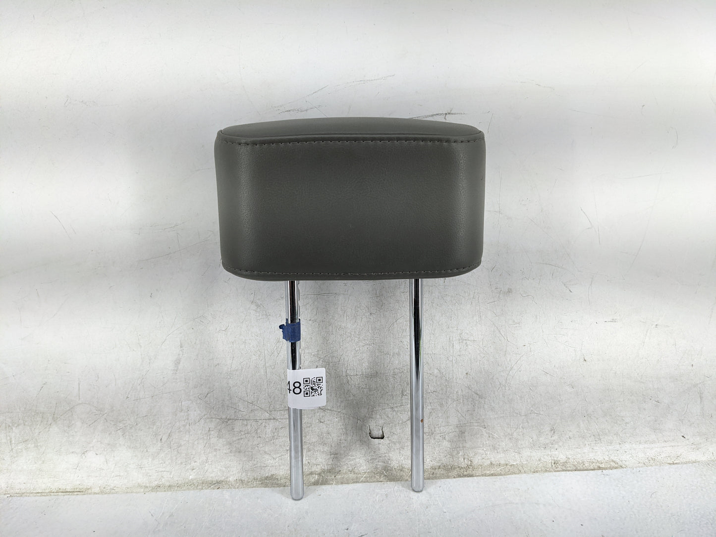 2006-2007 Nissan Armada Headrest Head Rest Front Driver Passenger Seat Fits Fits 2006 2007 OEM Used Auto Parts - Oemusedauto