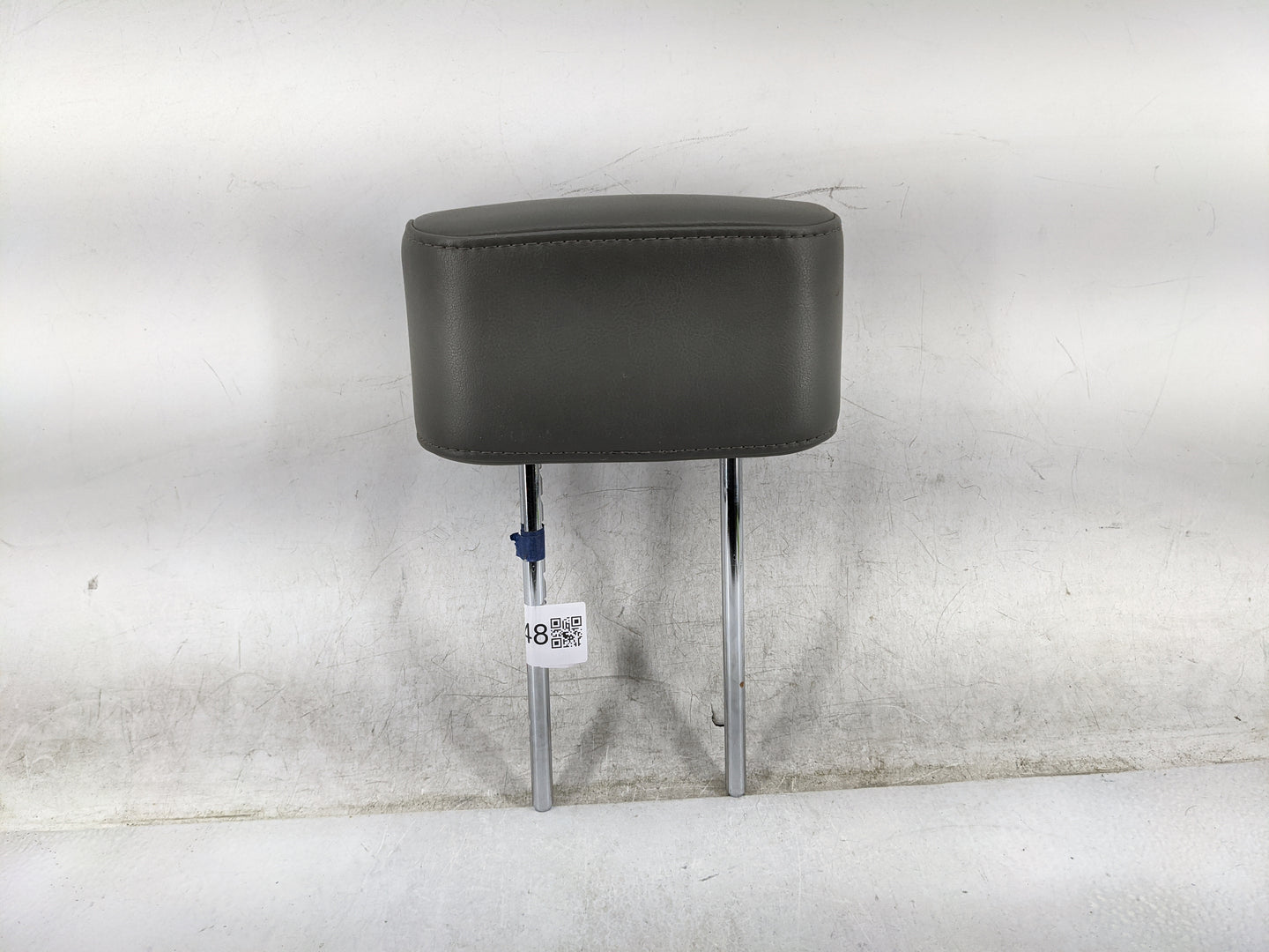 2006-2007 Nissan Armada Headrest Head Rest Front Driver Passenger Seat Fits Fits 2006 2007 OEM Used Auto Parts - Oemusedauto