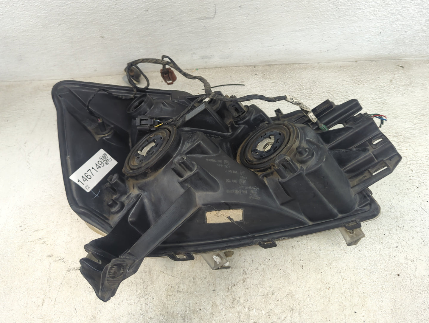 2005-2007 Nissan Armada Driver Left Oem Head Light Headlight Lamp 1467149 - Oemusedautoparts1.com