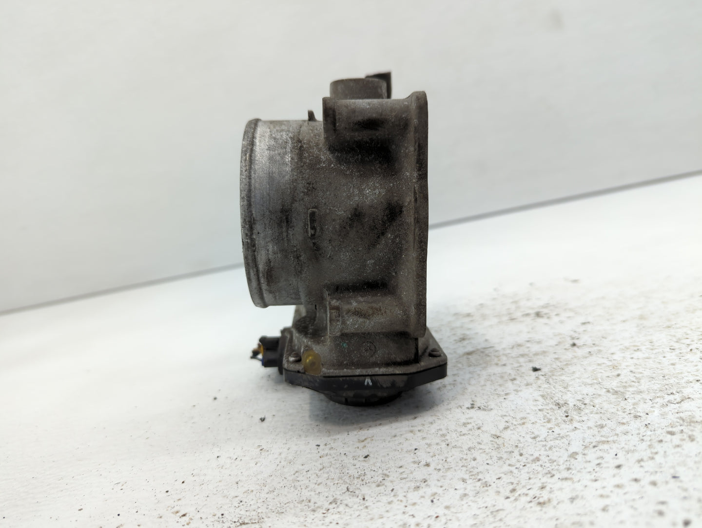 2005-2012 Nissan Armada Throttle Body P/N:16119 7S000 B 16119 7S000 Fits OEM Used Auto Parts - Oemusedautoparts1.com
