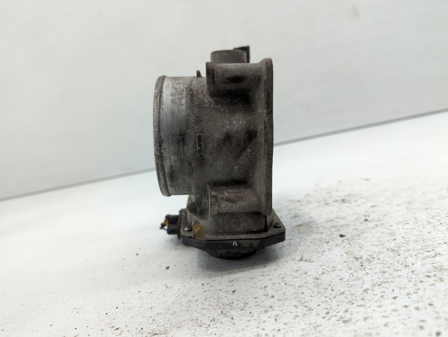 2005-2012 Nissan Armada Throttle Body P/N:16119 7S000 B 16119 7S000 Fits OEM Used Auto Parts - Oemusedautoparts1.com