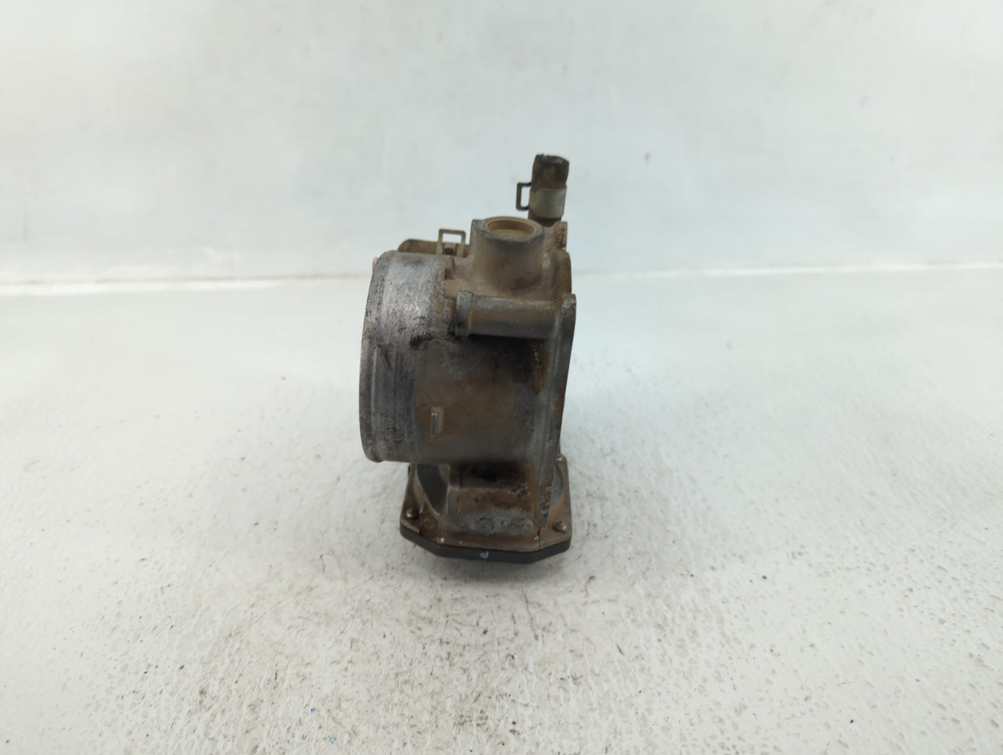 2005-2012 Nissan Armada Throttle Body P/N:16119 7S000 Fits Fits 2004 2005 2006 2007 2008 2009 2010 2011 2012 2013 2014 OEM U
