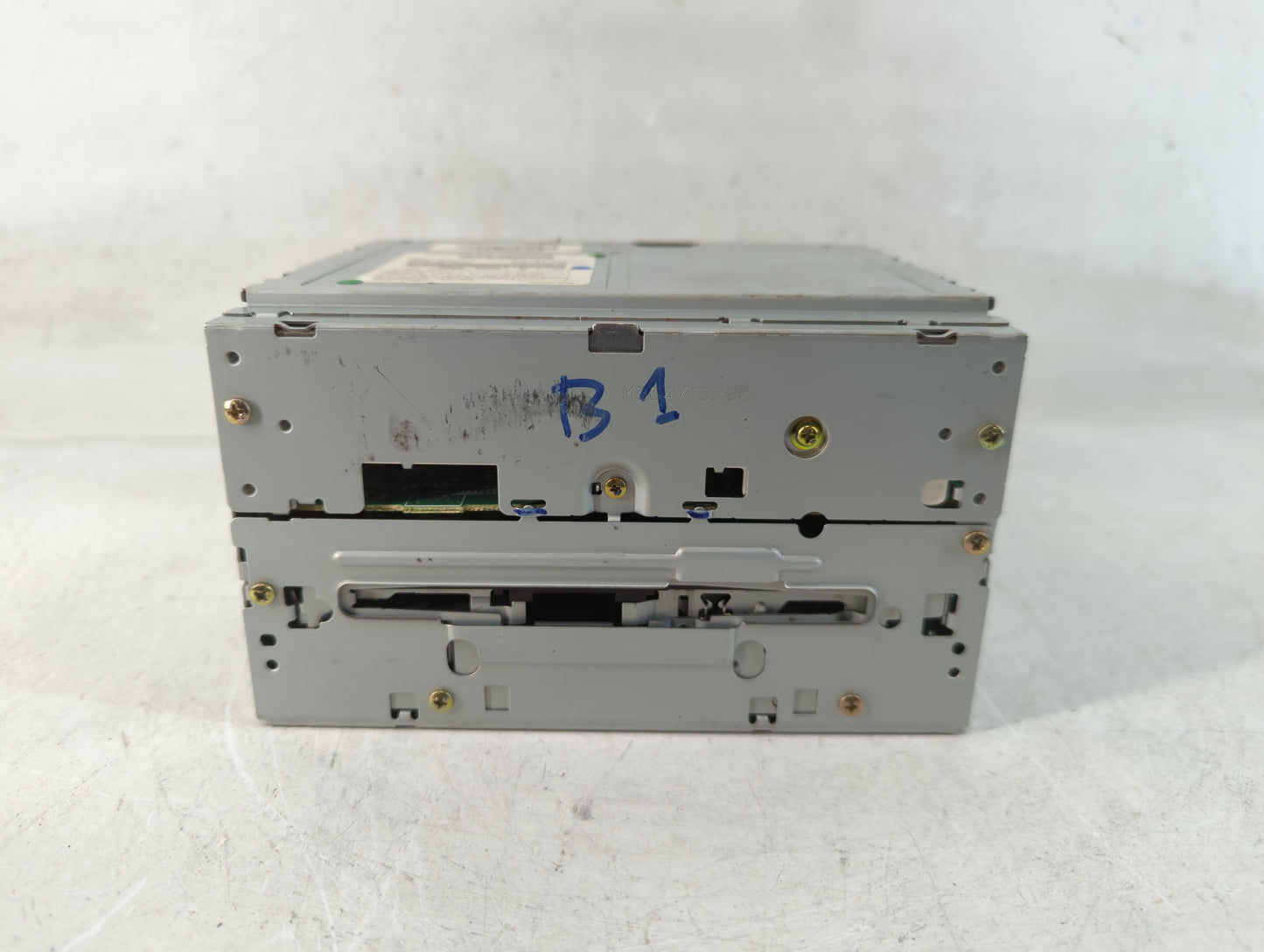 2006 Nissan Armada Radio AM FM Cd Player Receiver Replacement P/N:28185 ZC40A Fits OEM Used Auto Parts - Oemusedautoparts1.c