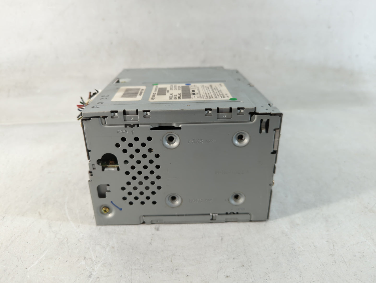 2006 Nissan Armada Radio AM FM Cd Player Receiver Replacement P/N:28185 ZC40A Fits OEM Used Auto Parts - Oemusedautoparts1.c