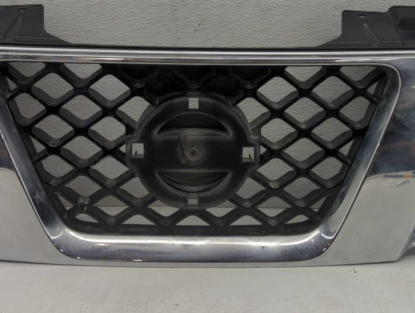 2005-2008 Nissan Frontier Front Grille Bumper Not Included 1070132 - Oemusedautoparts1.com