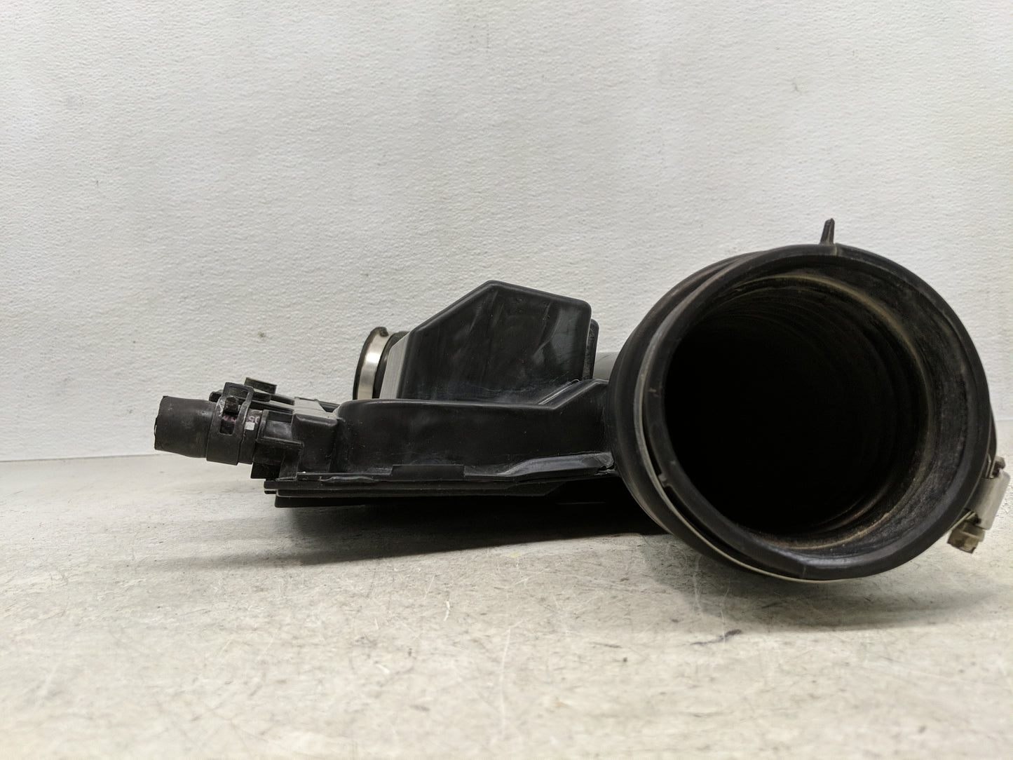 2005-2019 Nissan Frontier Air Cleaner Intake-duct Hose Tube - Oemusedautoparts1.com