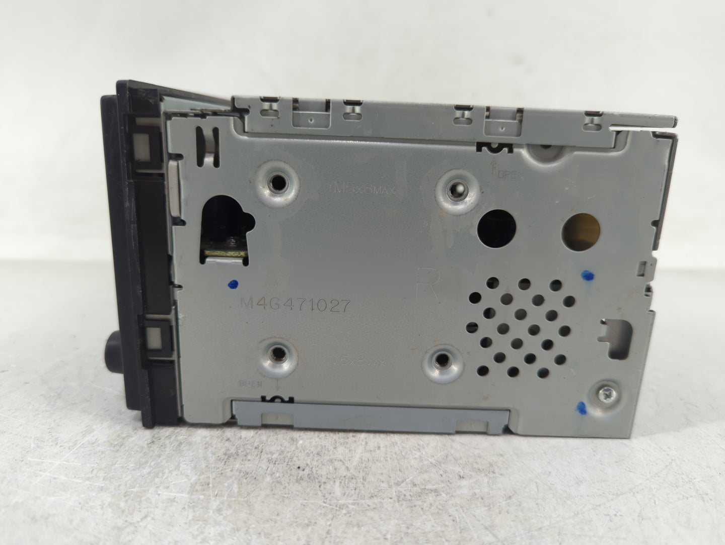 2005-2006 Nissan Frontier Radio AM FM Cd Player Receiver Replacement P/N:28185EA400 XPF1422945 Fits Fits 2005 2006 2007 OEM 