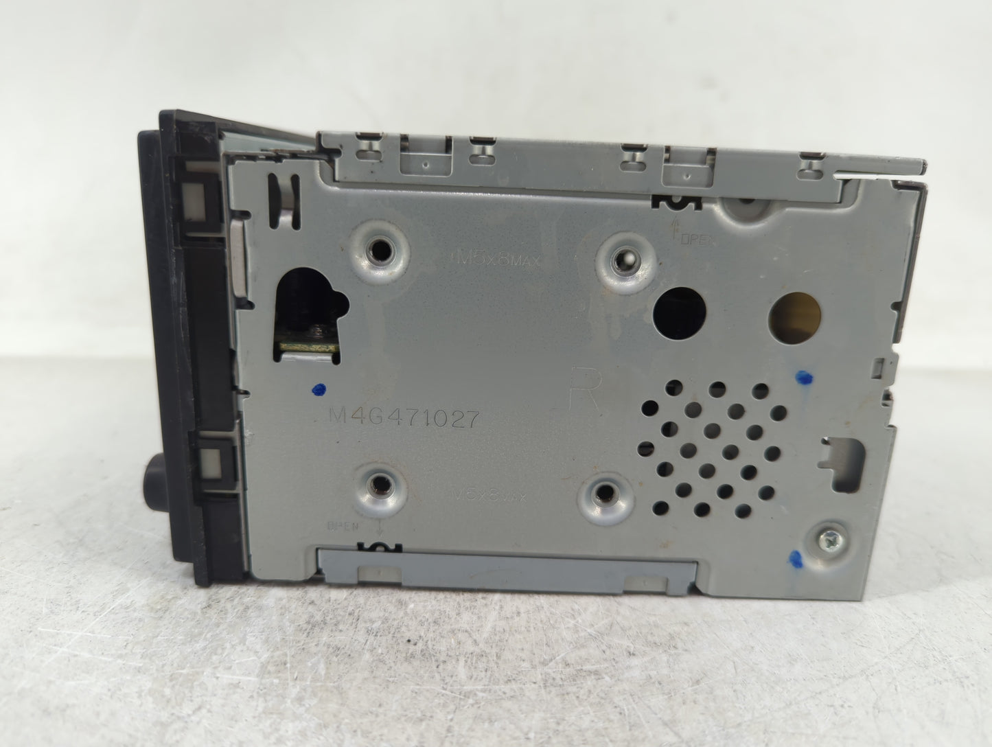 2005-2006 Nissan Frontier Radio AM FM Cd Player Receiver Replacement P/N:28185EA400 XPF1422945 Fits Fits 2005 2006 2007 OEM 