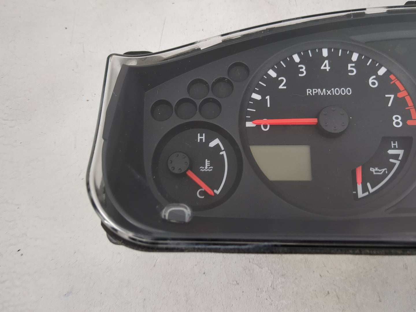 2006 Nissan Frontier Instrument Cluster Speedometer Gauges P/N:1025064 VP6NEF-10849, SQAAF004243 Miles: Fits OEM Used Auto P