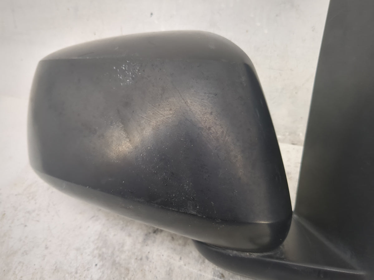 2005-2021 Nissan Frontier Passenger Side View Mirror - Right Door Mirror OEM Used - Oemusedautoparts1.com