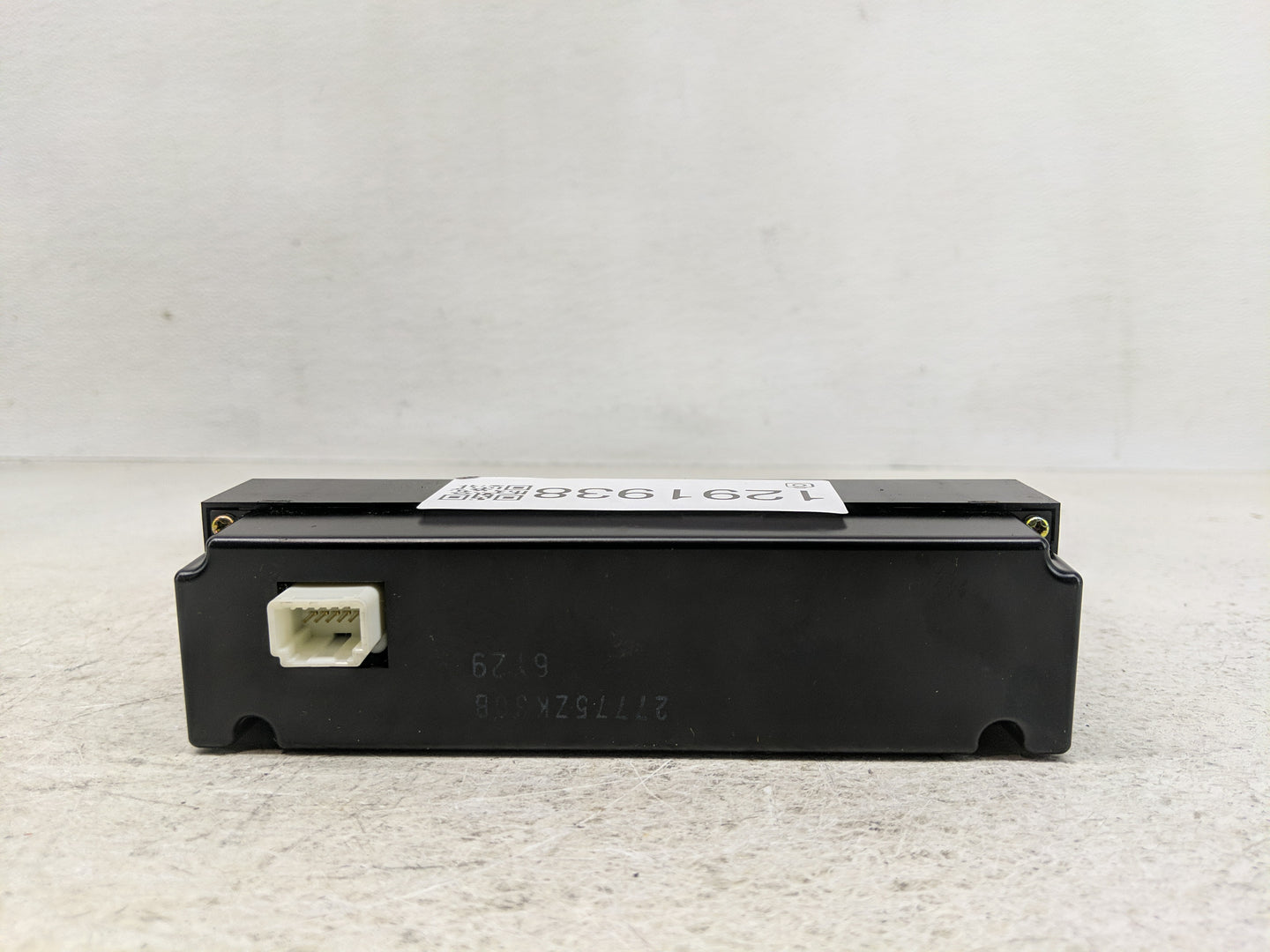 2006 Nissan Maxima Radio AM FM Cd Player Receiver Replacement P/N:27775ZK30B Fits OEM Used Auto Parts - Oemusedautoparts1.co
