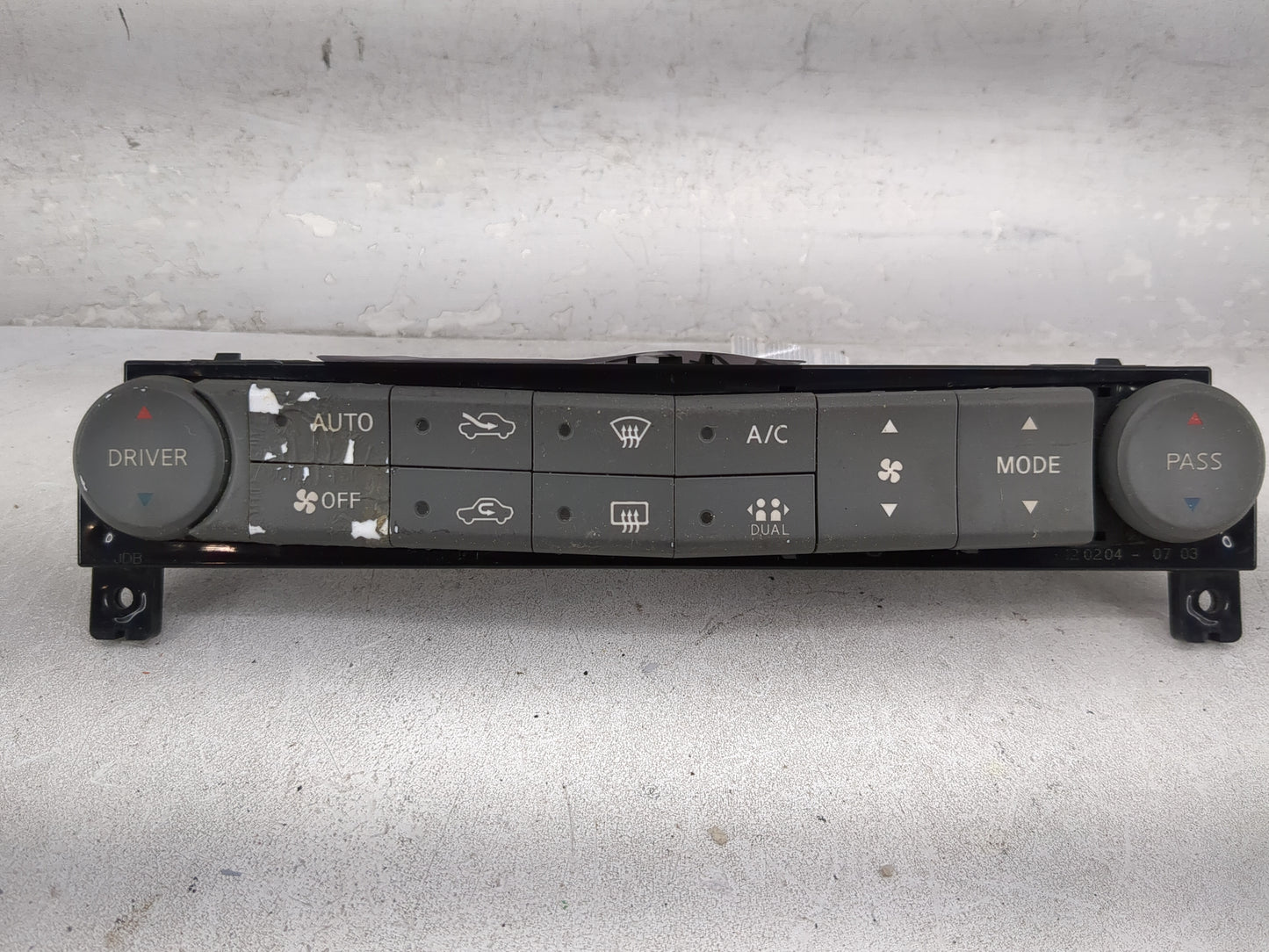 2004-2006 Nissan Maxima Climate Control Module Temperature AC/Heater Replacement Fits Fits 2004 2005 2006 OEM Used Auto Part