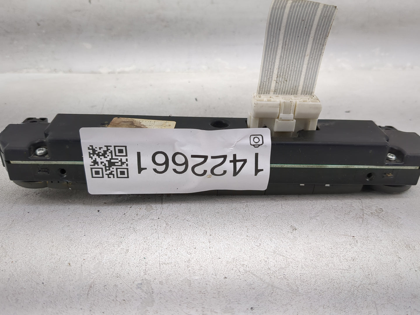 2004-2006 Nissan Maxima Climate Control Module Temperature AC/Heater Replacement Fits Fits 2004 2005 2006 OEM Used Auto Part