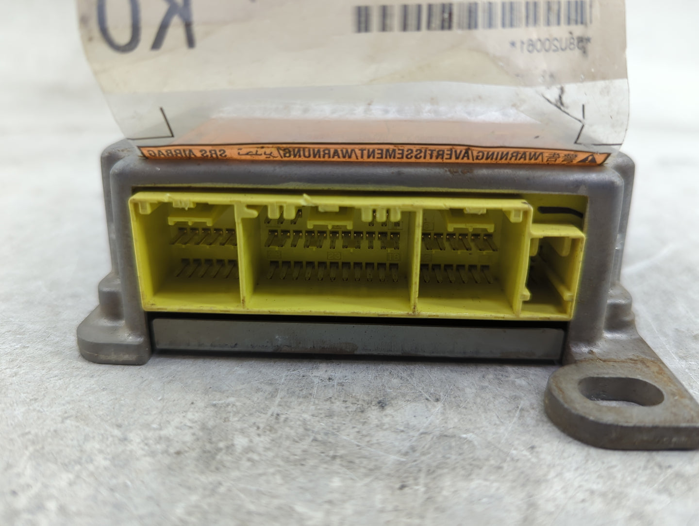 2006 Nissan Maxima Safety Restraint Srs Airbag Control Module 98820zk01a - Oemusedautoparts1.com