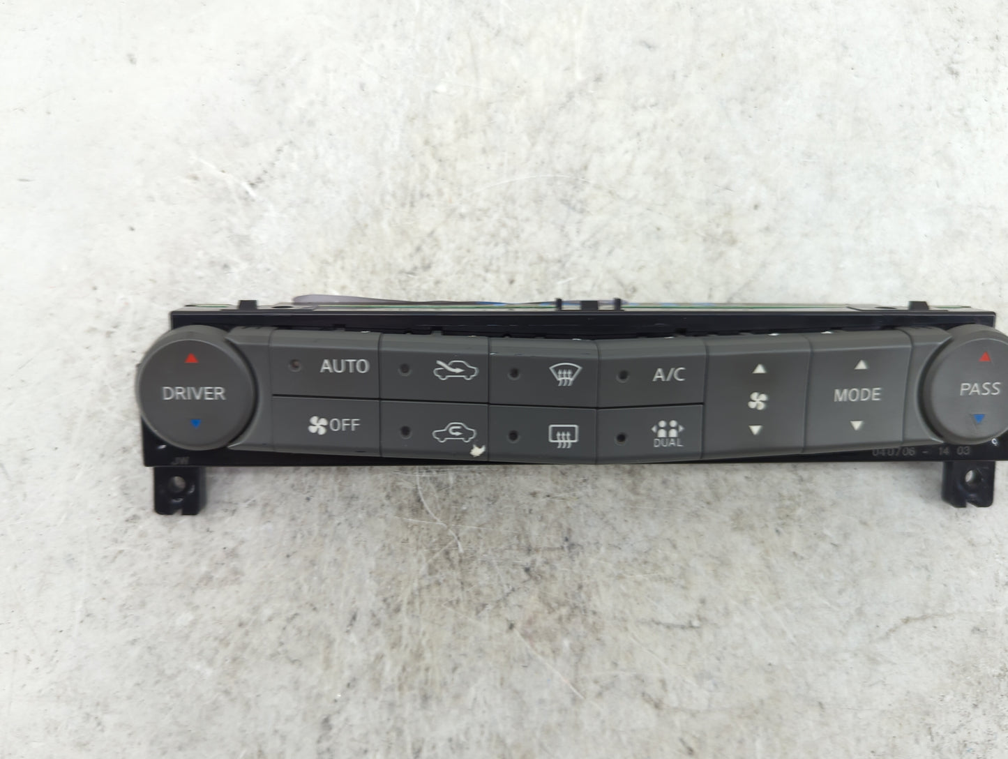 2004-2006 Nissan Maxima Climate Control Module Temperature AC/Heater Replacement Fits Fits 2004 2005 2006 OEM Used Auto Part