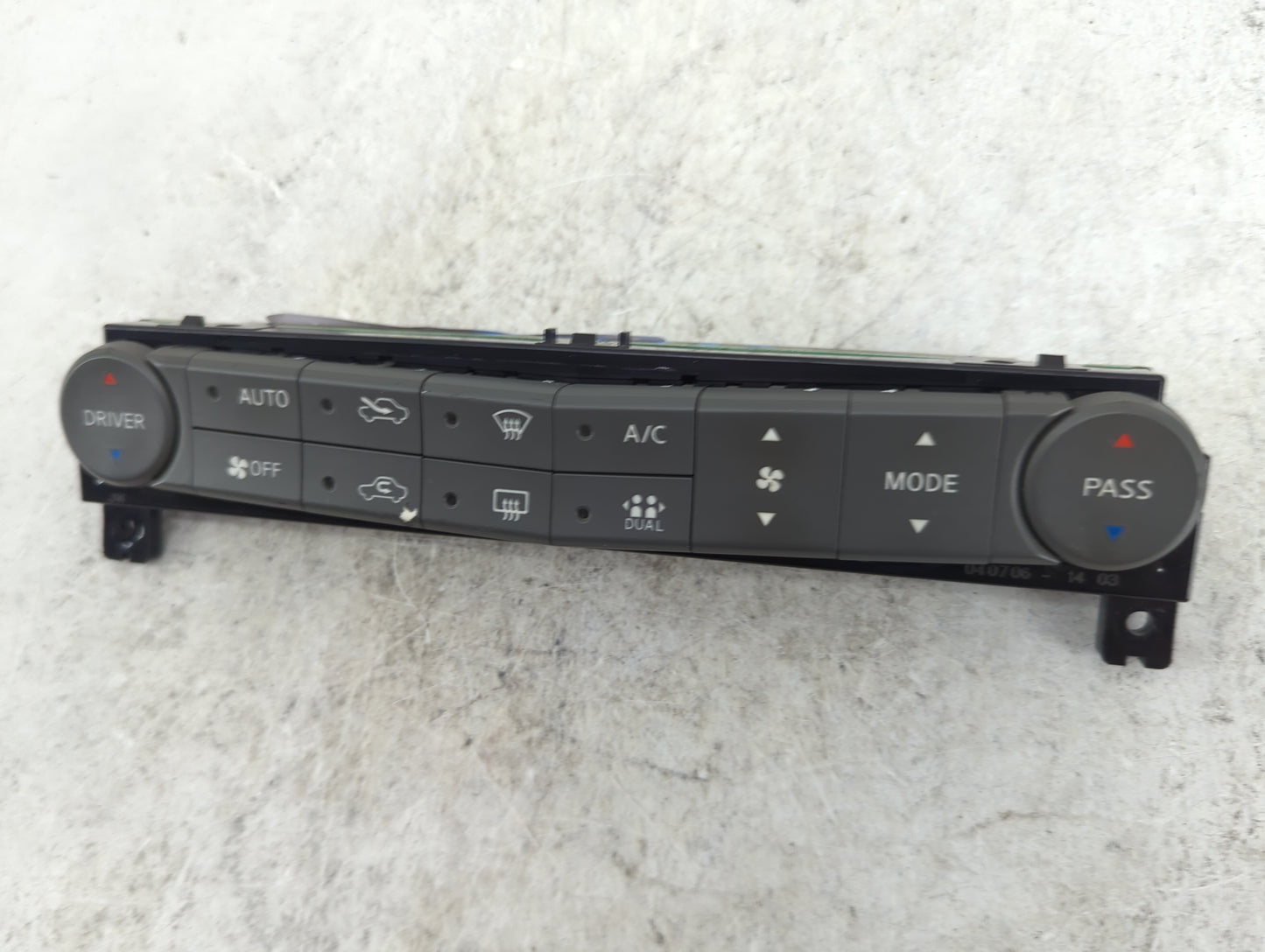 2004-2006 Nissan Maxima Climate Control Module Temperature AC/Heater Replacement Fits Fits 2004 2005 2006 OEM Used Auto Part