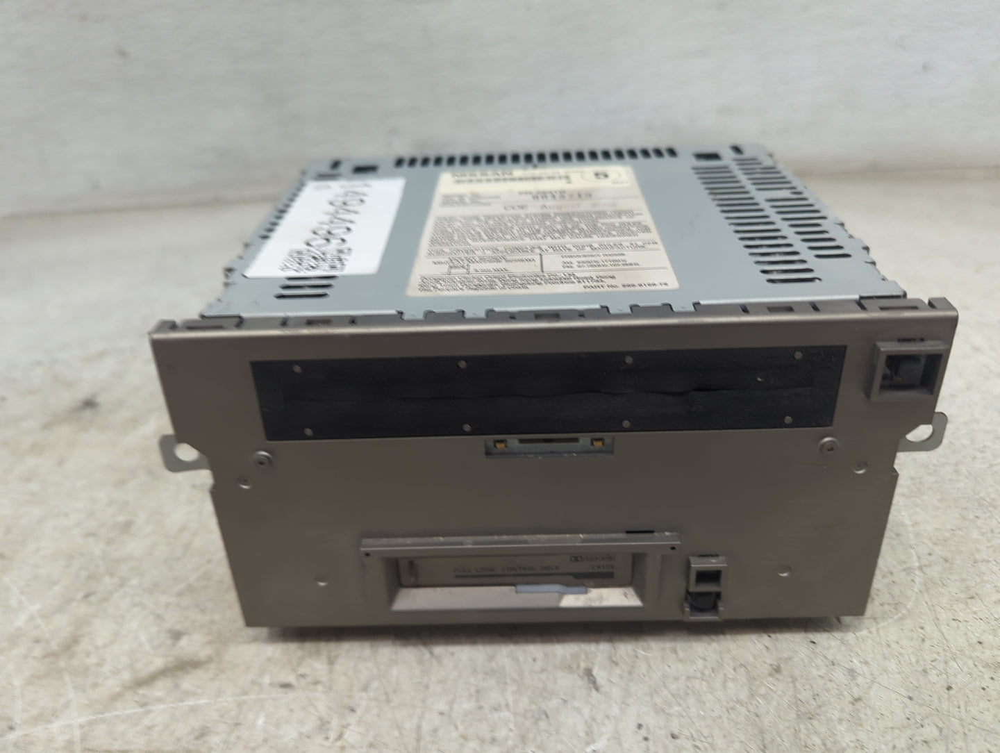 2006 Nissan Maxima Radio AM FM Cd Player Receiver Replacement P/N:PN-2531D 28188 ZK30F Fits OEM Used Auto Parts - Oemusedaut
