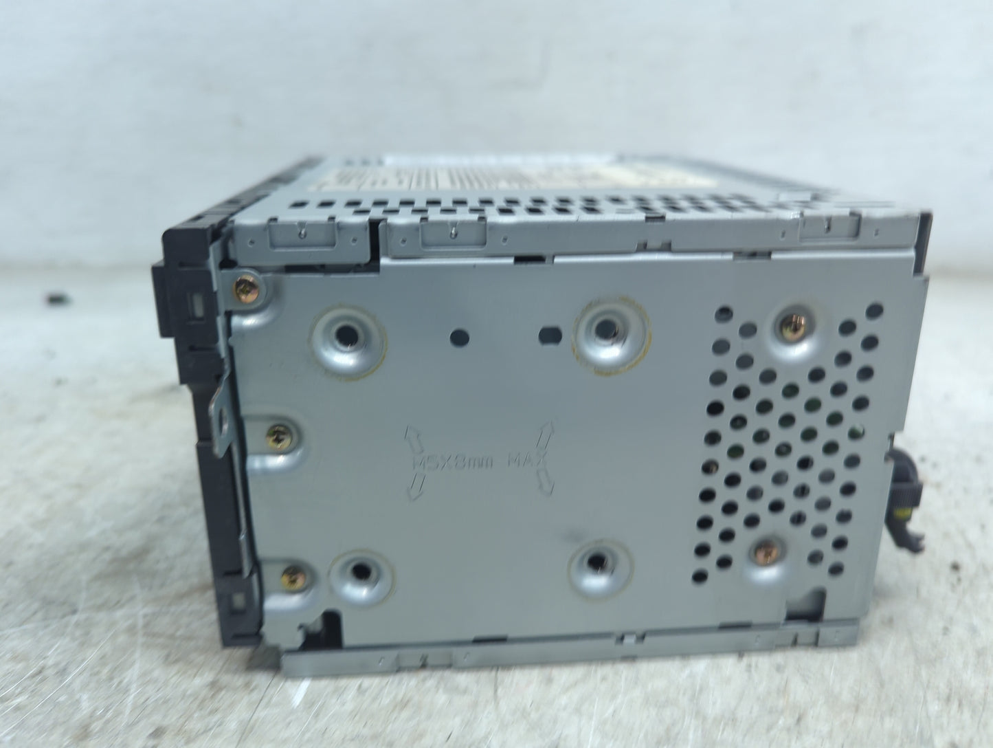 2006 Nissan Maxima Radio AM FM Cd Player Receiver Replacement P/N:PN-2531D 28188 ZK30F Fits OEM Used Auto Parts - Oemusedaut