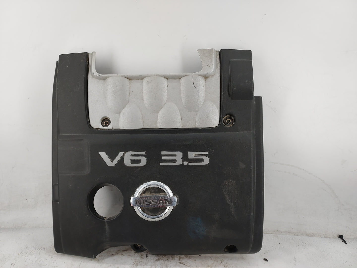2006 Nissan Maxima Engine Cover 1497085 - Oemusedautoparts1.com