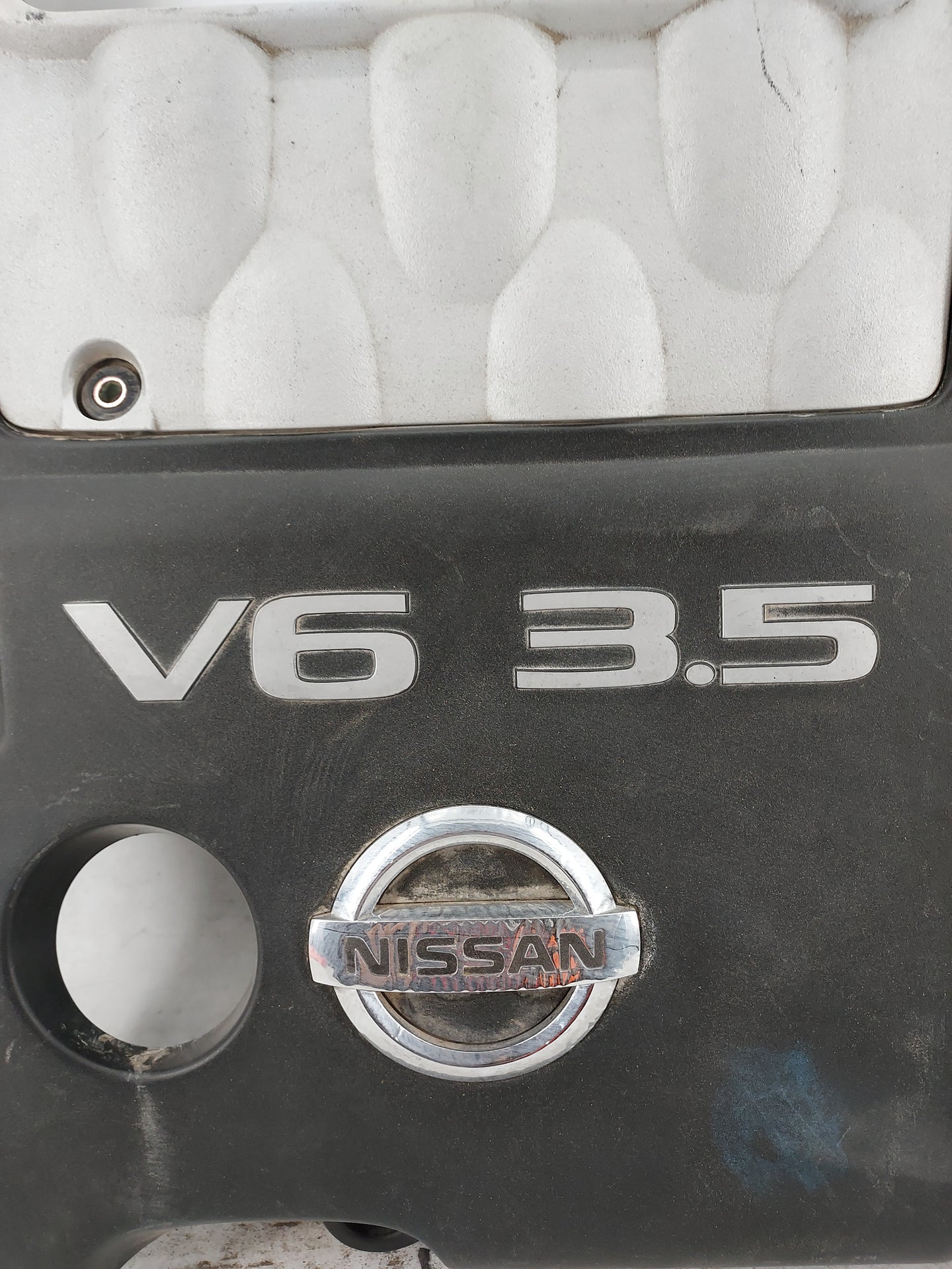 2006 Nissan Maxima Engine Cover 1497085 - Oemusedautoparts1.com