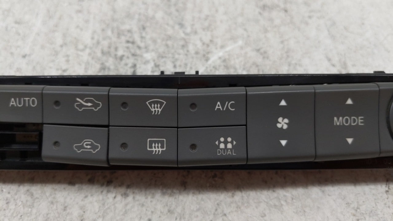2004-2006 Nissan Maxima Climate Control Module Temperature AC/Heater Replacement P/N:27500 7Y010 27500 7Y000 Fits OEM Used A