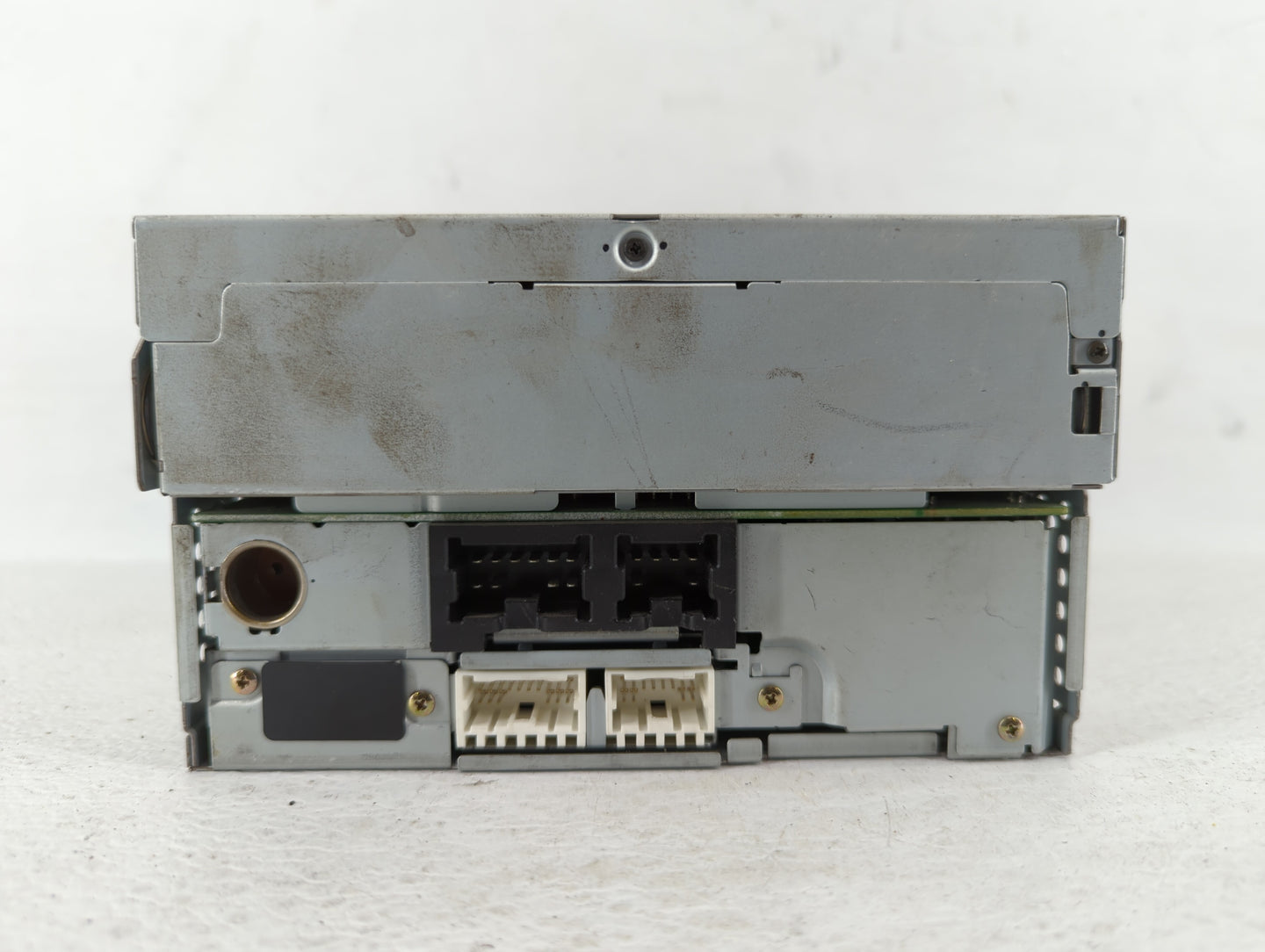 2006 Nissan Maxima Radio AM FM Cd Player Receiver Replacement P/N:28188 ZK00A 28188 ZK01A Fits OEM Used Auto Parts - Oemused