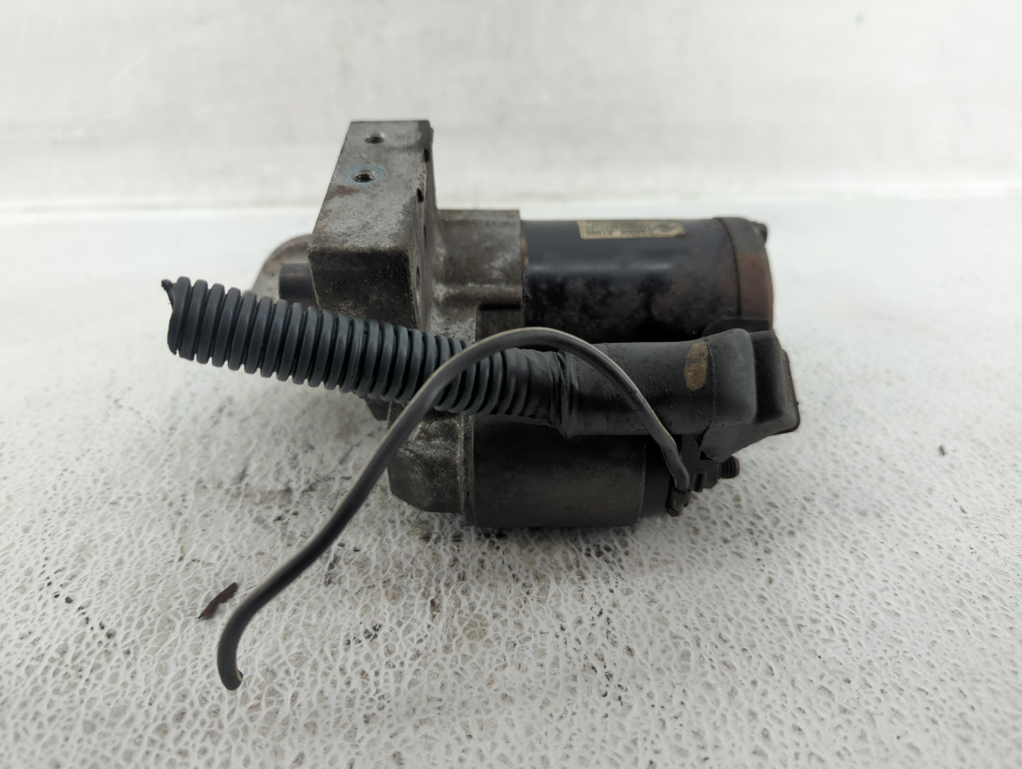 2004-2006 Nissan Maxima Car Starter Motor Solenoid OEM P/N:23300 8Y000 Fits Fits 2004 2005 2006 2007 2008 2009 OEM Used Auto