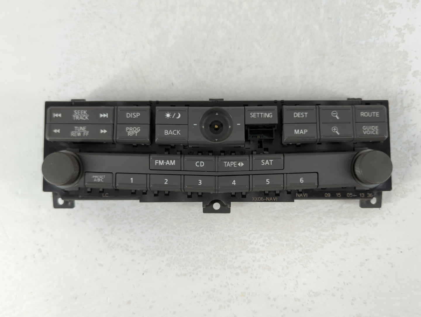 2006-2006 Nissan Maxima Radio Control Panel - Oemusedautoparts1.com