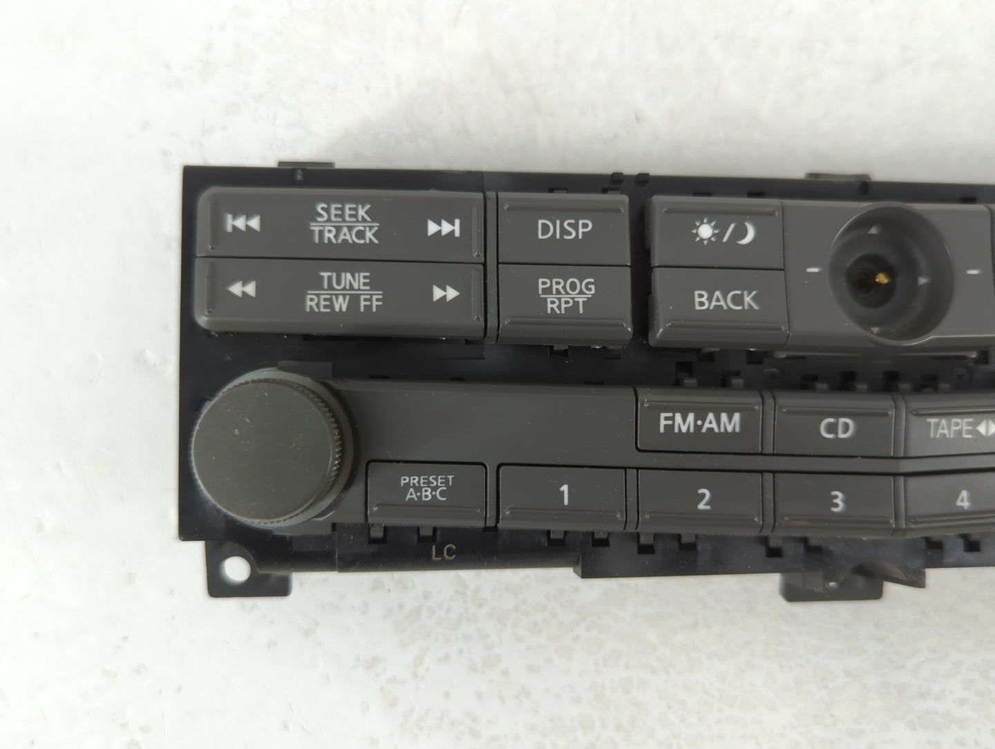 2006-2006 Nissan Maxima Radio Control Panel - Oemusedautoparts1.com