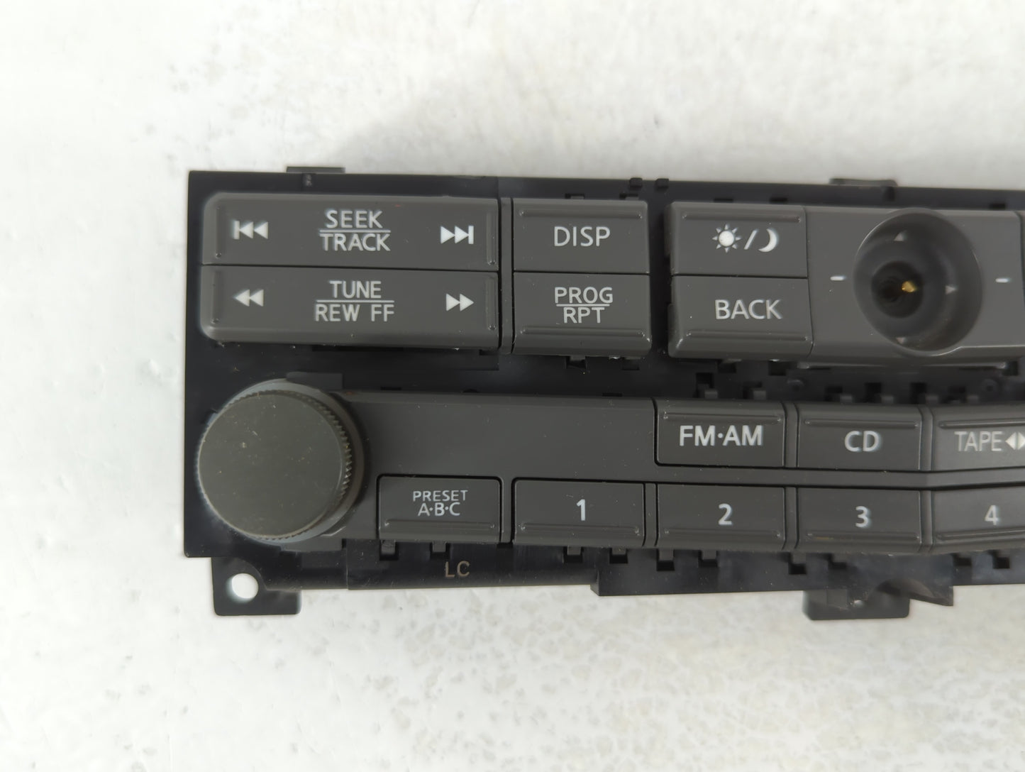 2006-2006 Nissan Maxima Radio Control Panel - Oemusedautoparts1.com
