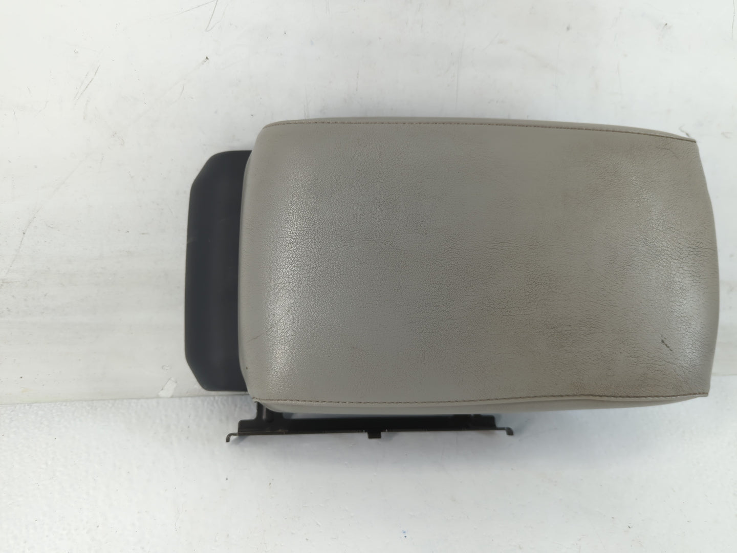 2006 Nissan Maxima Center Console Armrest Cover Lid Fits OEM Used Auto Parts - Oemusedautoparts1.com